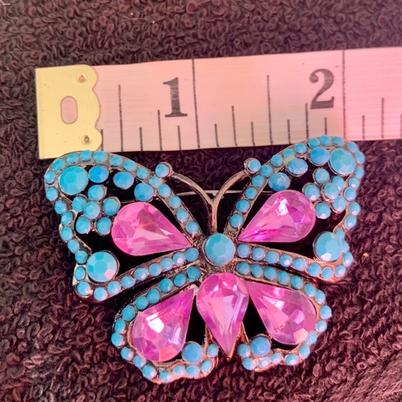 💚2/$15 Vintage Brooch - Butterfly - Picture 2 of 4
